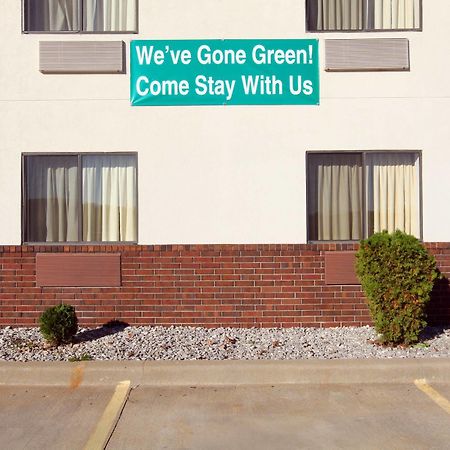 Americas Best Value Inn & Suites Cassville Roaring River Exteriör bild