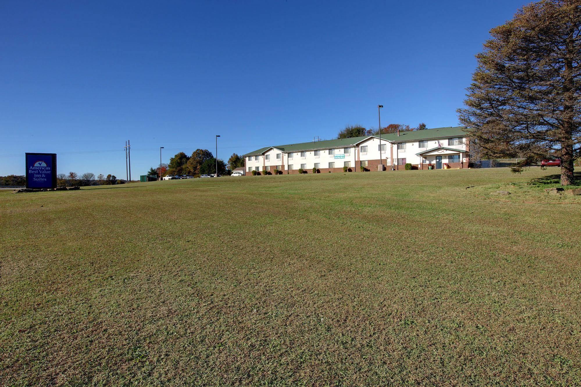 Americas Best Value Inn & Suites Cassville Roaring River Exteriör bild